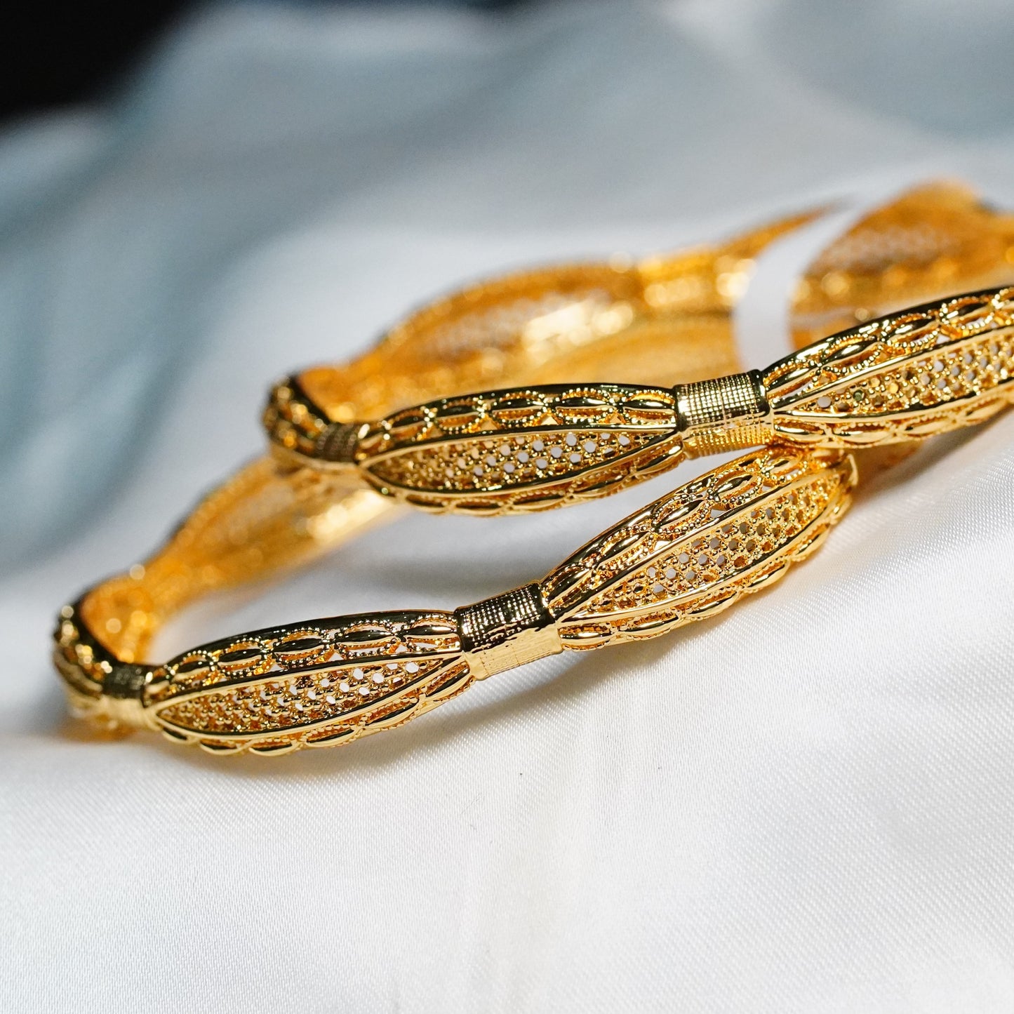 BINDI STYLE BANGLES 2PC